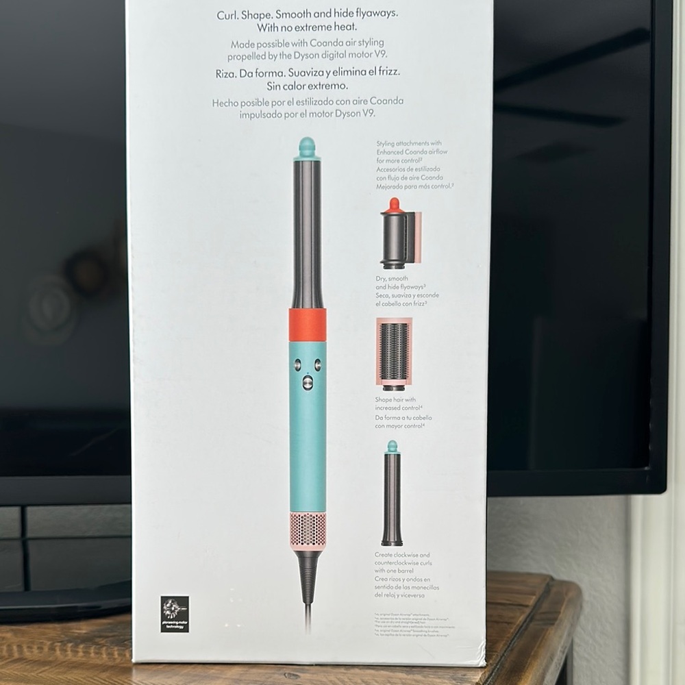 Dyson Airwrap Complete Long with Pink Accents ***limited edition